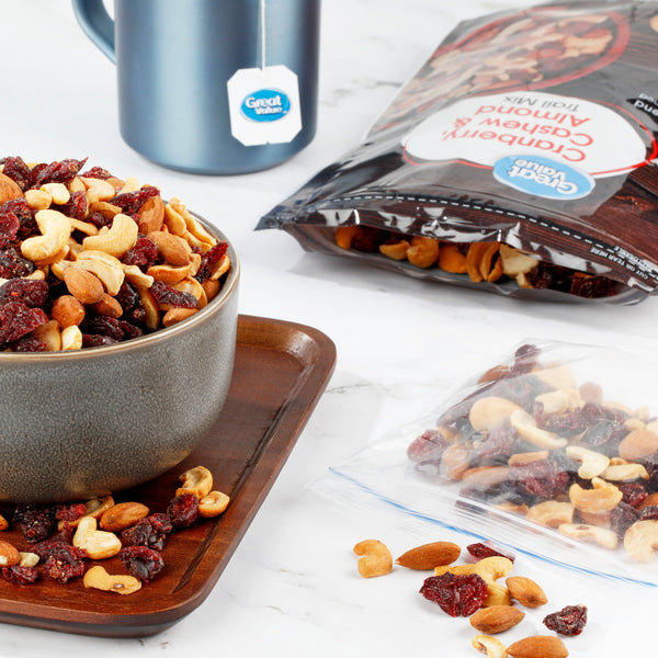 (4 pack) Great Value Cranberry Cashew & Almond Trail Mix, 24 oz